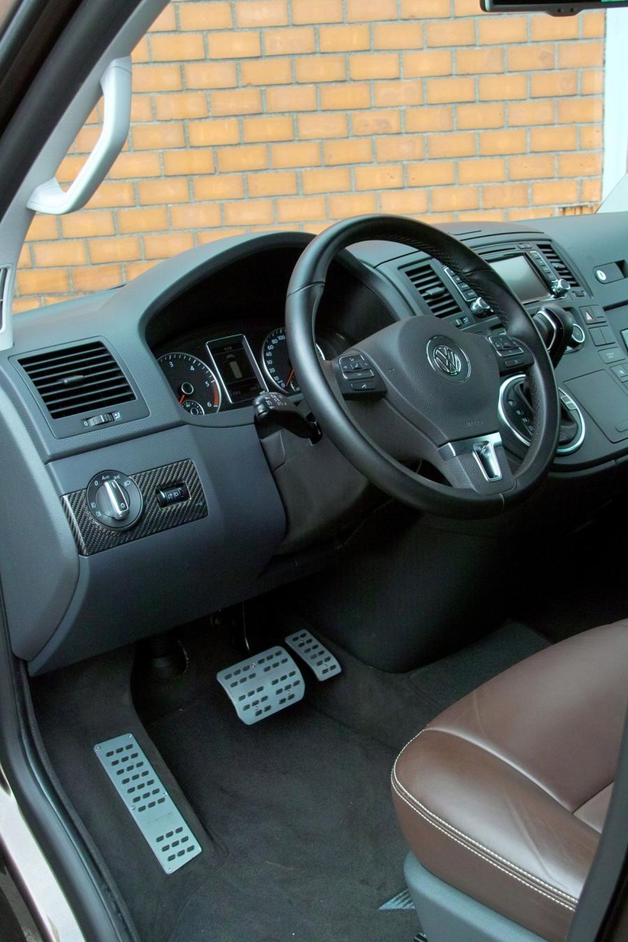  Volkswagen T5 Prime Vansports by Hartmann 2012 года  (фото 7 из 10)